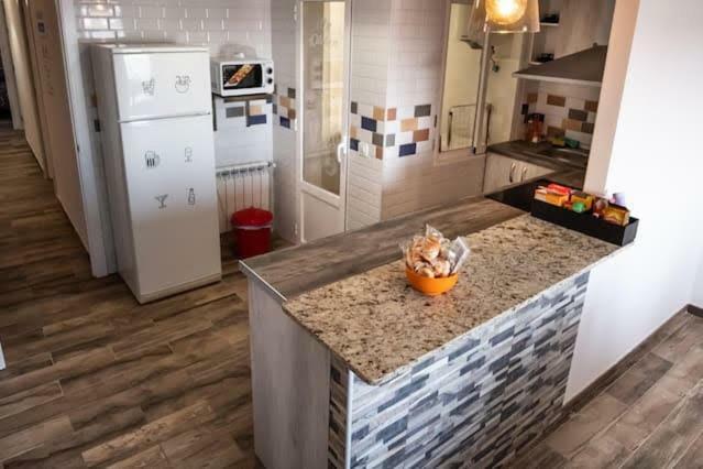 Apartamento Nuevo Con Encanto Ла-Гуардия Экстерьер фото